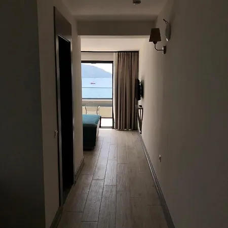 호텔 Yunus 말마리스