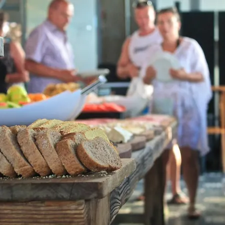 Yunus 호텔 말마리스