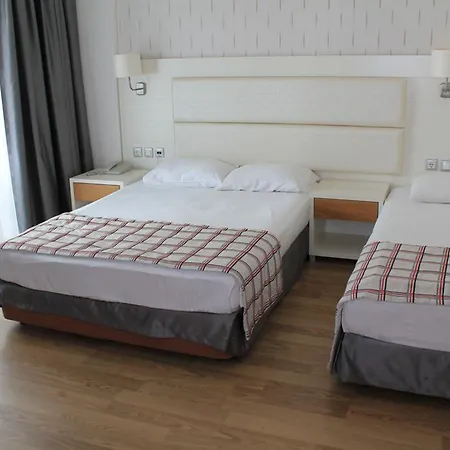 Yunus 호텔 말마리스