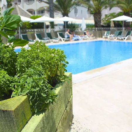 Yunus 3* 말마리스