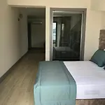 Yunus Hotel