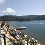 Yunus 酒店 马尔马里斯
