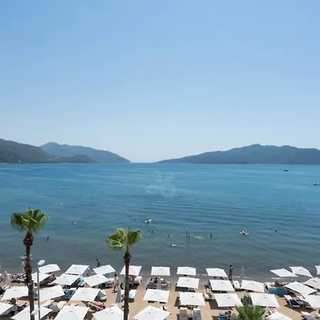 Yunus Hotel 3*