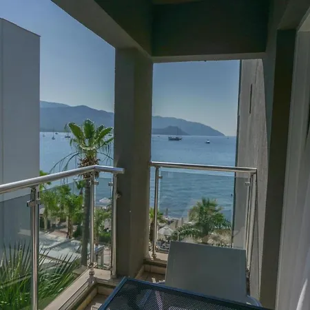 Yunus Hotel